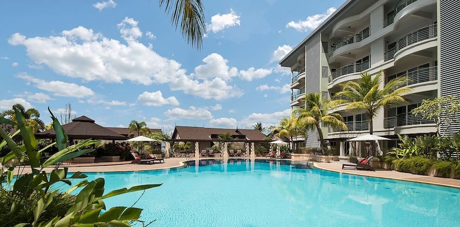 the_laguna_pool_langkawi
